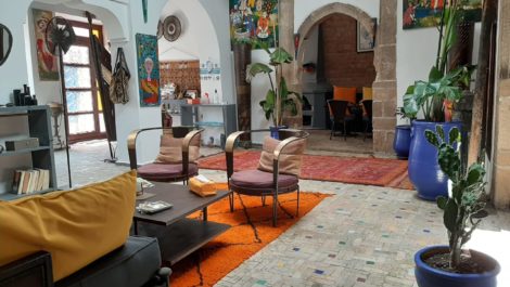 Riad Exceptionnel à Vendre : Maison d’Hôtes avec Galerie d’Art au Cœur de la Médina d’Essaouira