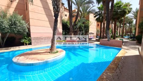 Marrakech : Pied à terre très intéressant faisant face aux remparts de la Médina Marrakech : Pied à terre très intéressant faisant face aux remparts de la Médina