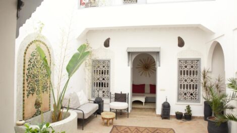 Coup de cœur assuré en médina de Marrakech ! Produit exclusif à Riad Zitoun, parvis privé Coup de cœur assuré en médina de Marrakech ! Produit exclusif à Riad Zitoun, parvis privé