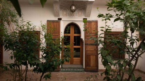 Vaste Riad de caractère avec ateliers d’artistes Vaste Riad de caractère avec ateliers d’artistes