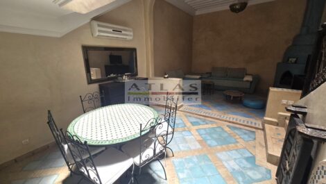 Marrakech : Charmant pied-à-terre de type Riad à l’architecture néo-mauresque