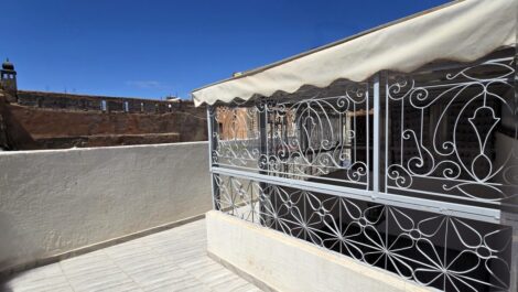 Belle Douiria Lumineuse à Deux Pas de Jemaa el Fna – Idéal Investissement Locatif en Médina Belle Douiria Lumineuse à Deux Pas de Jemaa el Fna – Idéal Investissement Locatif en Médina