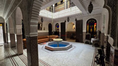 Marrakech – Bab Doukkala : Mise en vente d’une élégante maison d’hôtes de première catégorie Marrakech – Bab Doukkala : Mise en vente d’une élégante maison d’hôtes de première catégorie