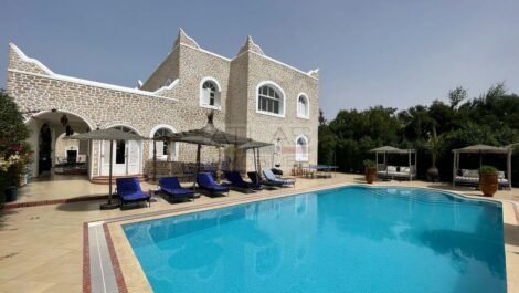 Location Vacances – Superbe Villa de 5 Chambres avec Piscine et Vue Imprenable – Proche Essaouira Location Vacances – Superbe Villa de 5 Chambres avec Piscine et Vue Imprenable – Proche Essaouira