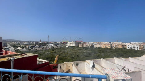 Furnished Apartment with Private Terraces and Open View – South-West Exposure
