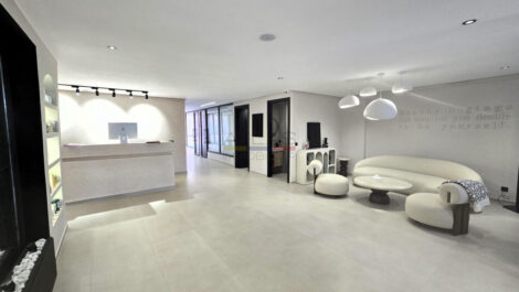 Centre esthétique haut de gamme à Guéliz – Opportunité clés en main en cession de parts sociales – 176 m² Centre esthétique haut de gamme à Guéliz – Opportunité clés en main en cession de parts sociales – 176 m²