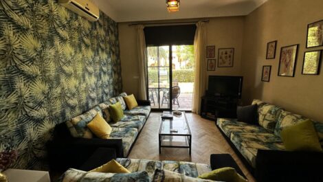 Appartement avec petit jardin privé dans une résidence avec piscine Appartement avec petit jardin privé dans une résidence avec piscine